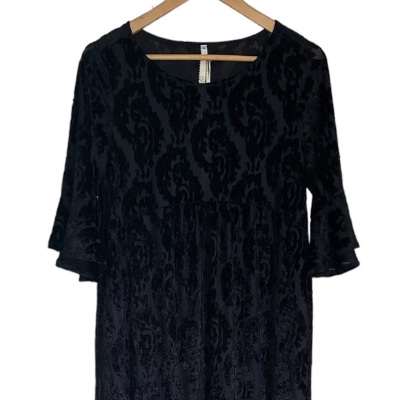 Uncle Frank dress black velvet pockets 3/4 flutter sleeve small NEW Witchy core - Picture 6 of 6